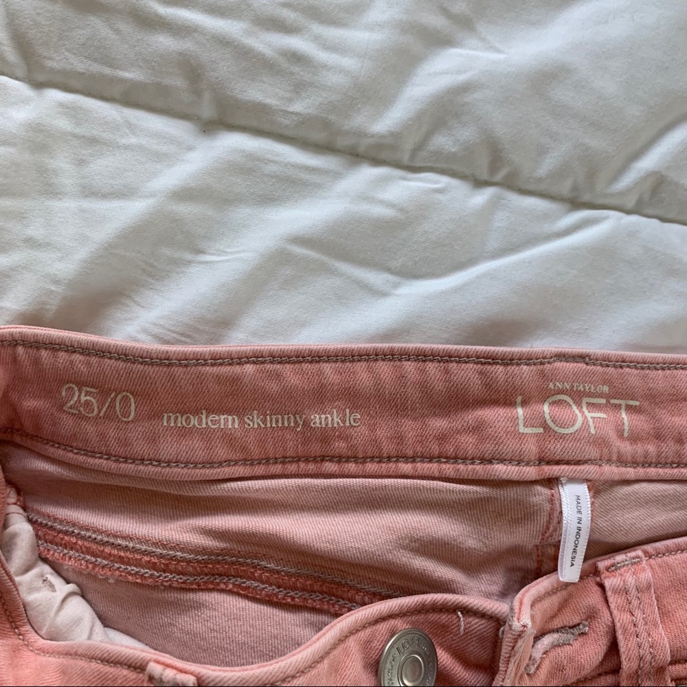 Pink Loft Jeans - Picture 3 of 3